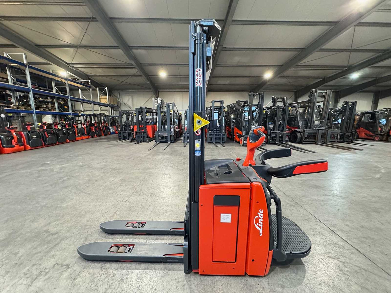 2018 SERVICE +UVV 09/2026 LINDE L14AP EVO 1.400KG PALLET TRUCK ANT INTEGRATED SCALE - رافعة شوكية: صورة 1 2018 SERVICE +UVV 09/2026 LINDE L14AP EVO 1.400KG PALLET TRUCK ANT INTEGRATED SCALE - رافعة شوكية: صورة 1