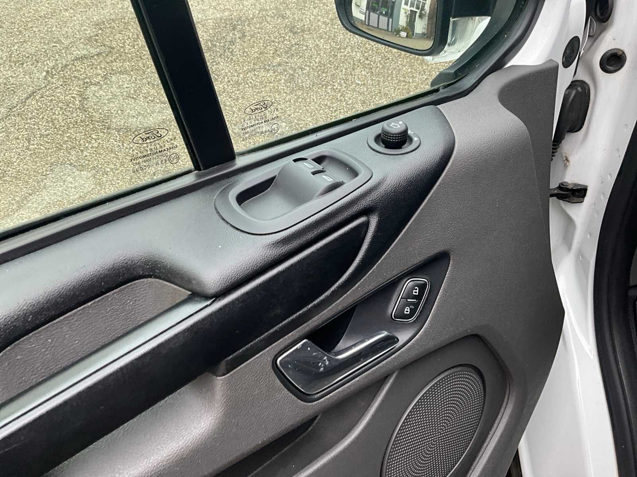 شاحنة التوصيل 2019 FORD TRANSIT CUSTOM 320 2.0TDCI COMMERCIAL VEHICLE: صورة 10