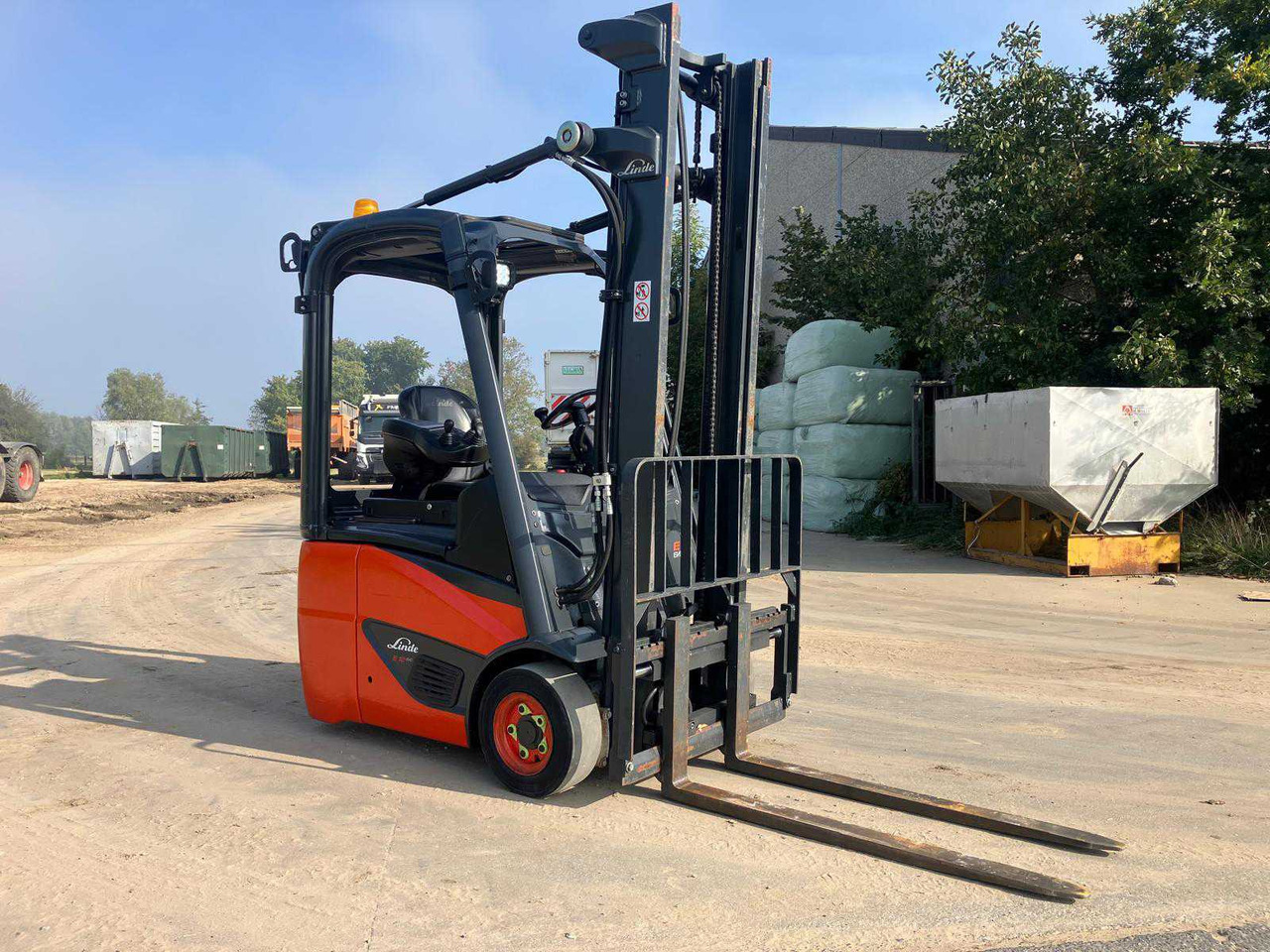 2019 LINDE E12 ELECTRIC FORKLIFT TRUCK - رافعة شوكية: صورة 3 2019 LINDE E12 ELECTRIC FORKLIFT TRUCK - رافعة شوكية: صورة 3