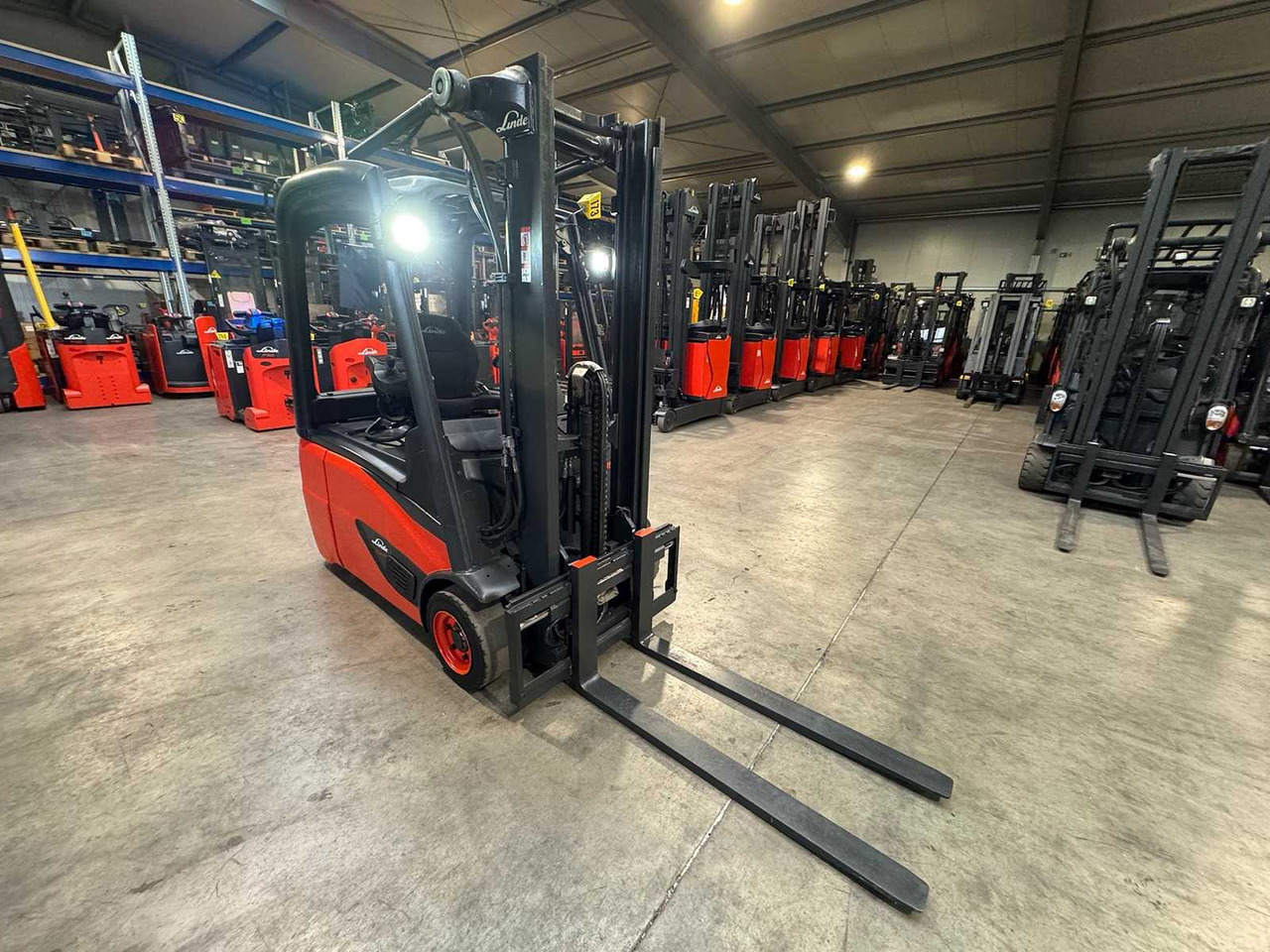 2019 LINDE E16 EVO DUPLEX FREE LIFT ELECTRIC FORKLIFT 14,851 HOURS - رافعة شوكية: صورة 5 2019 LINDE E16 EVO DUPLEX FREE LIFT ELECTRIC FORKLIFT 14,851 HOURS - رافعة شوكية: صورة 5
