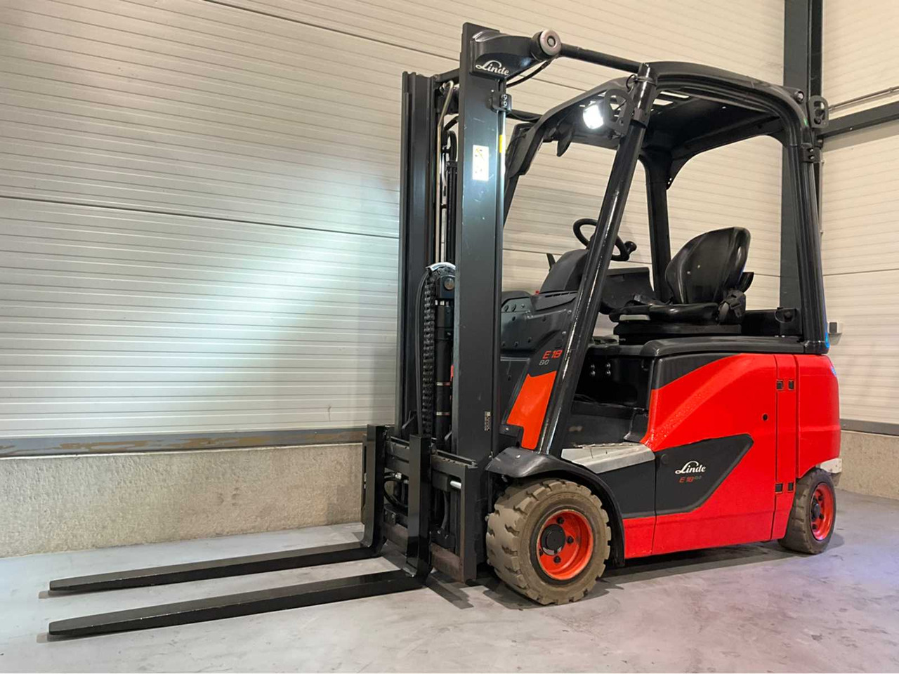 2019 LINDE E18PH-02 1800KG FORKLIFT - رافعة شوكية: صورة 1 2019 LINDE E18PH-02 1800KG FORKLIFT - رافعة شوكية: صورة 1