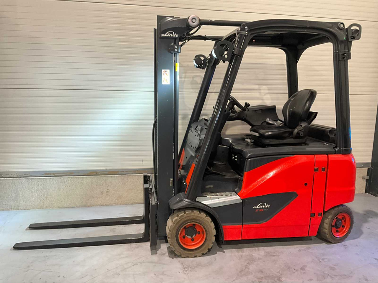 2019 LINDE E18PH-02 1800KG FORKLIFT - رافعة شوكية: صورة 3 2019 LINDE E18PH-02 1800KG FORKLIFT - رافعة شوكية: صورة 3