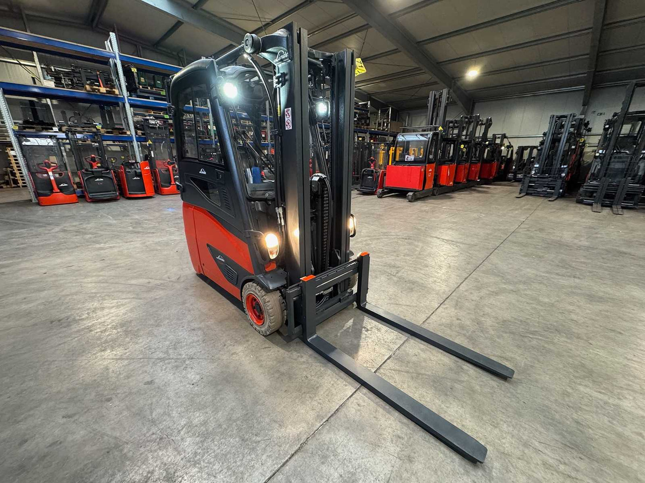 2019 SERVICE + UVV 12/2026 LINDE E16 1,600KG TRIPLEX ELECTRIC FORKLIFT 5,409 HOURS - رافعة شوكية: صورة 5 2019 SERVICE + UVV 12/2026 LINDE E16 1,600KG TRIPLEX ELECTRIC FORKLIFT 5,409 HOURS - رافعة شوكية: صورة 5