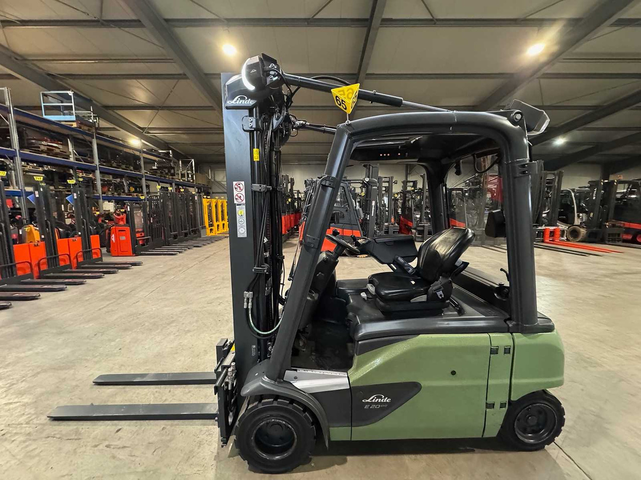 2019 SERVICE+UVV 12/2026 LINDE E20PL 2,000KG TRIPLEX 3RD + 4TH VALVE 4X TIRES NEW ELECTRIC FORKLIFT 5,286 HOURS - رافعة شوكية: صورة 2 2019 SERVICE+UVV 12/2026 LINDE E20PL 2,000KG TRIPLEX 3RD + 4TH VALVE 4X TIRES NEW ELECTRIC FORKLIFT 5,286 HOURS - رافعة شوكية: صورة 2