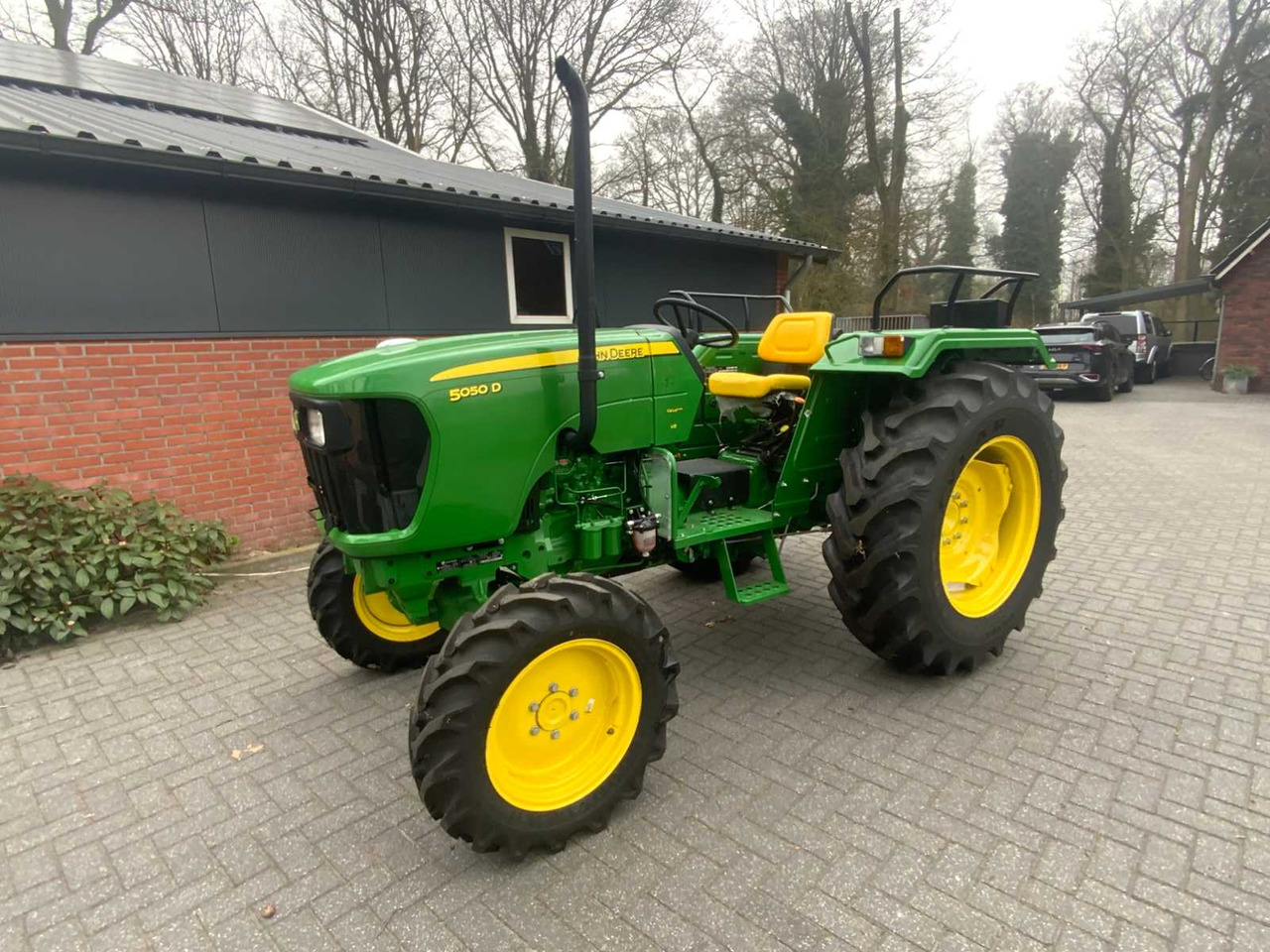2022 JOHN DEERE 5050D ALL-WHEEL DRIVE FARM TRACTOR "UNUSED" - جرار: صورة 3 2022 JOHN DEERE 5050D ALL-WHEEL DRIVE FARM TRACTOR "UNUSED" - جرار: صورة 3