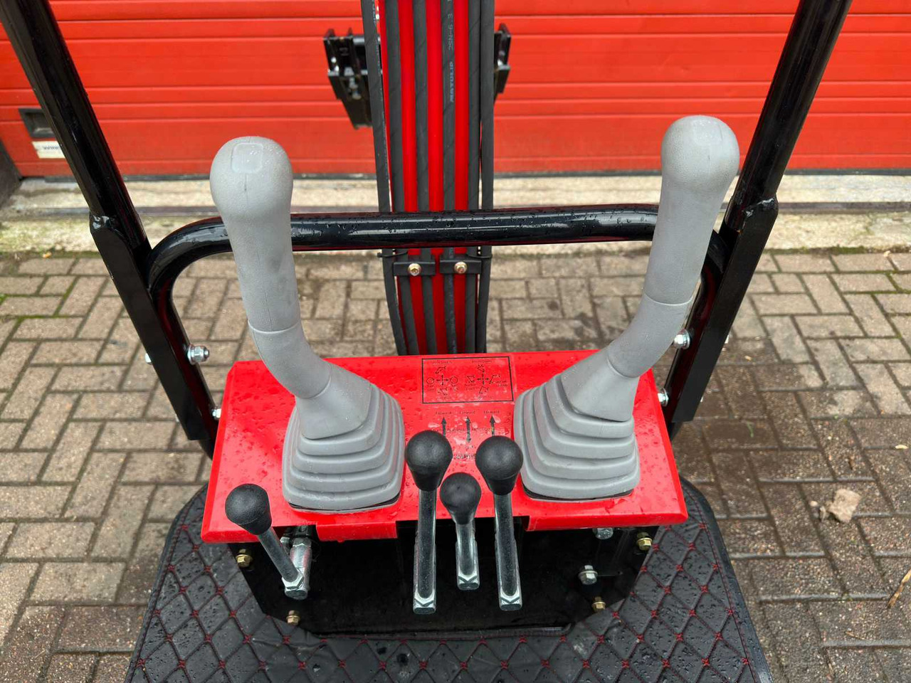 2024 JPC HT12 RED MINI EXCAVATOR - حفارة مُصَّغرة: صورة 5 2024 JPC HT12 RED MINI EXCAVATOR - حفارة مُصَّغرة: صورة 5