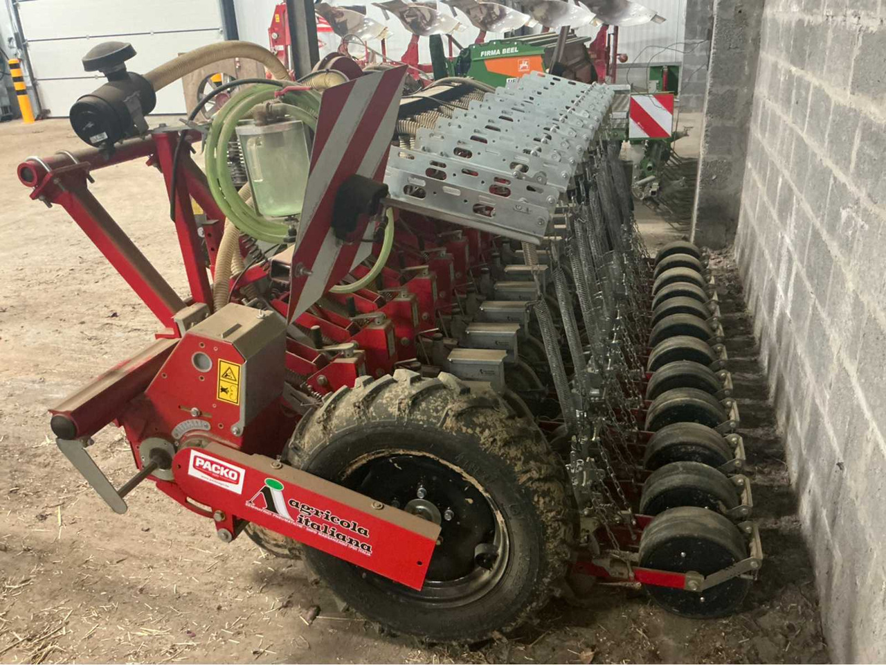 Agricola Italiana SN-2-130 - معدات البذار: صورة 4 Agricola Italiana SN-2-130 - معدات البذار: صورة 4