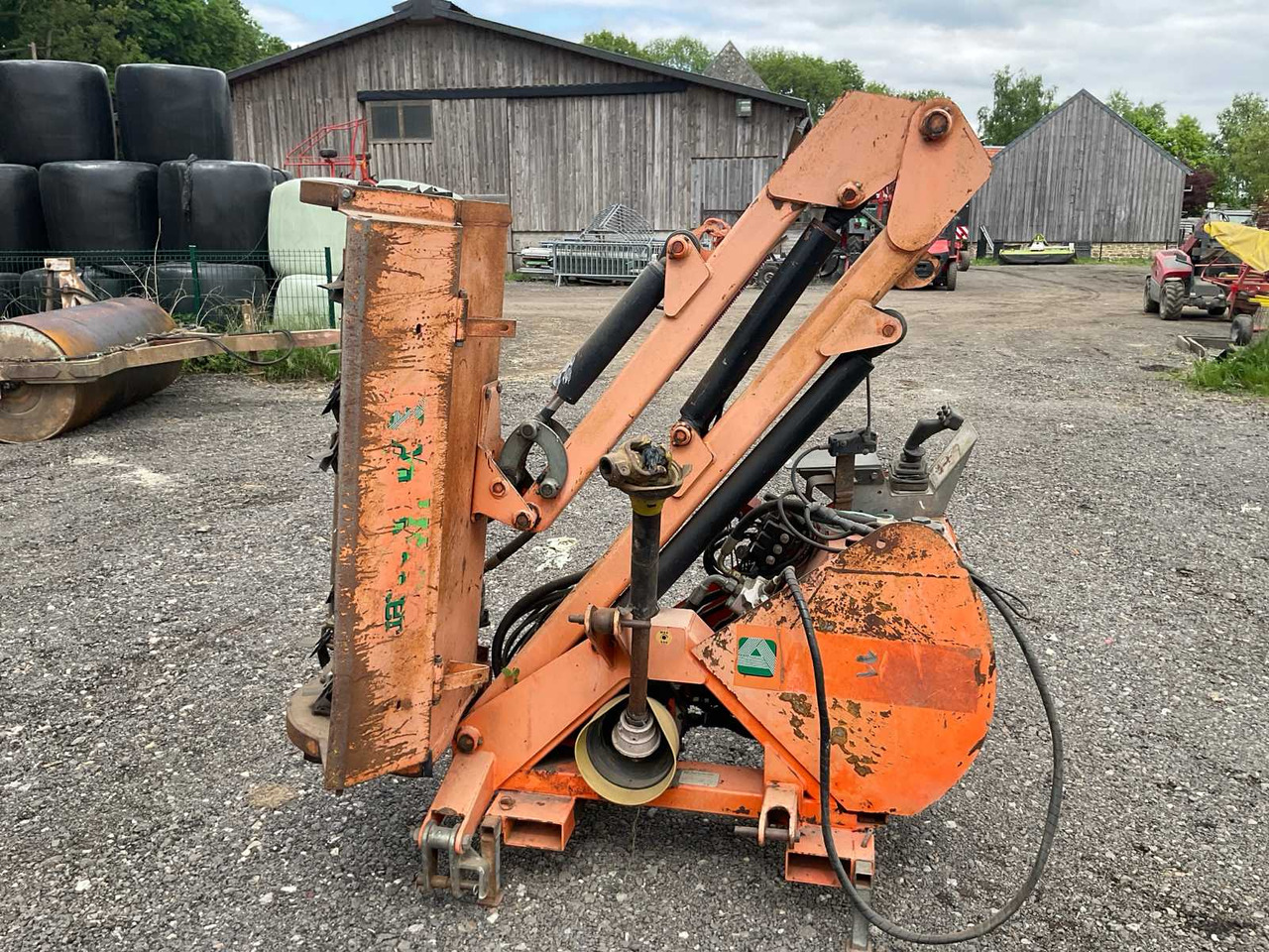 Agrimaster Shark B450T125 - ماكينات قطع الحشائش الغابات: صورة 2 Agrimaster Shark B450T125 - ماكينات قطع الحشائش الغابات: صورة 2