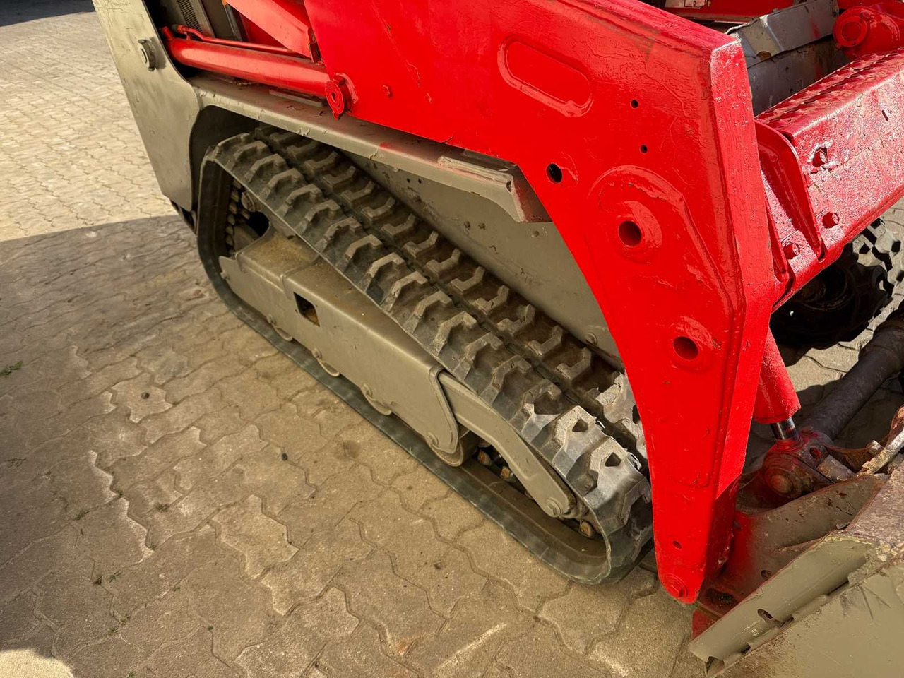اللودر المجنزر صغير BOBCAT - T110 - 2017 - SKID STEER LOADER: صورة 20 اللودر المجنزر صغير BOBCAT - T110 - 2017 - SKID STEER LOADER: صورة 20