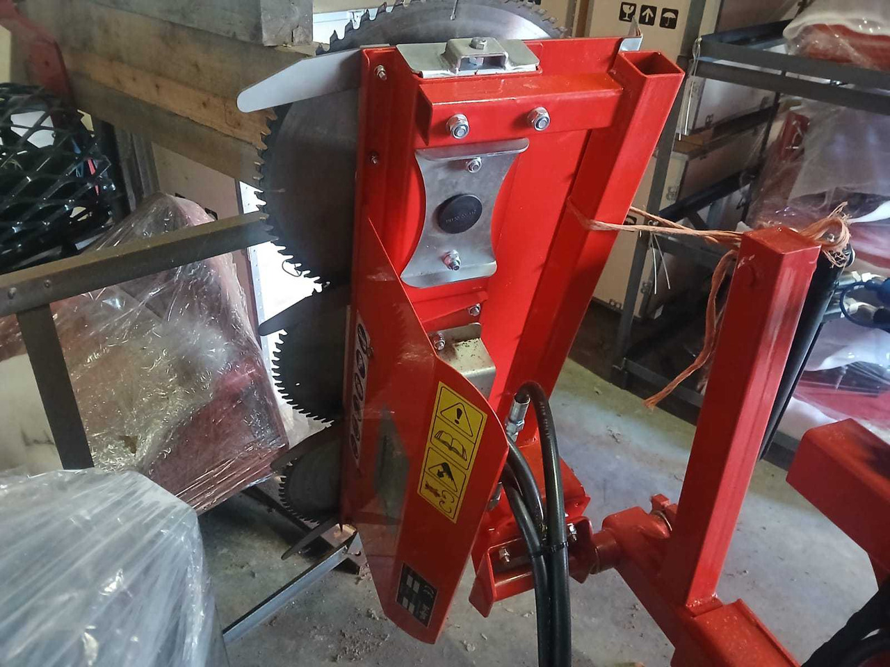 Bel-Agro S340/cut3 - معدات الحدائق: صورة 1 Bel-Agro S340/cut3 - معدات الحدائق: صورة 1