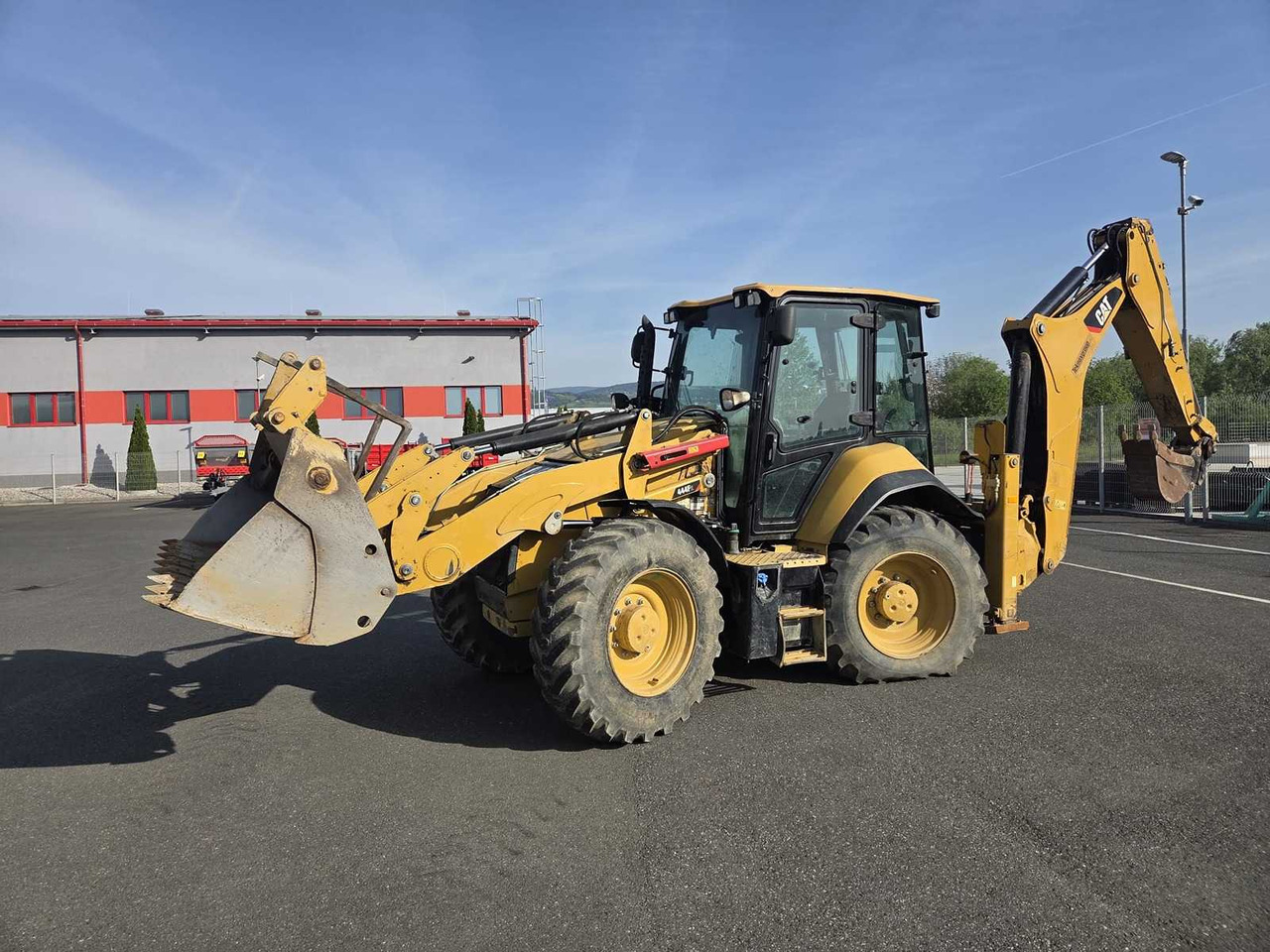 CATERPILLAR 444 F2 - جرافة حفار: صورة 4 CATERPILLAR 444 F2 - جرافة حفار: صورة 4