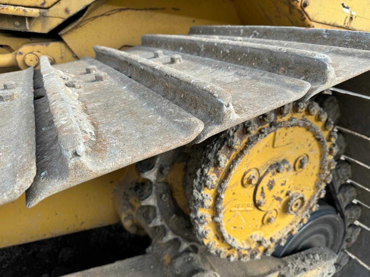 CATERPILLAR D4H BULLDOZER, YEAR 1986 - جرافة: صورة 5 CATERPILLAR D4H BULLDOZER, YEAR 1986 - جرافة: صورة 5