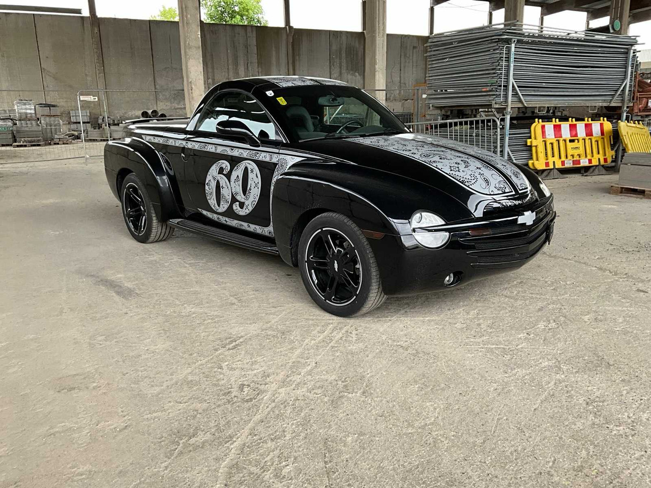 CHEVROLET (USA) SSR VANS - شاحنة التوصيل: صورة 3 CHEVROLET (USA) SSR VANS - شاحنة التوصيل: صورة 3