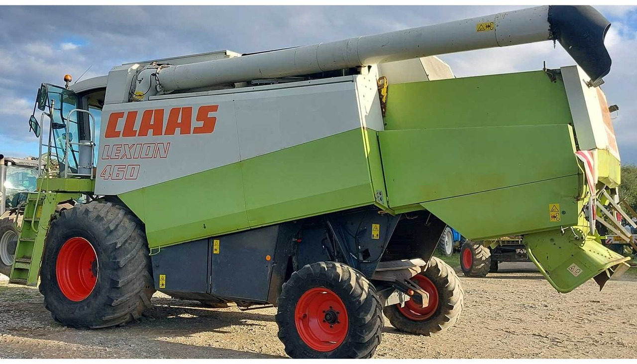حصادة موحَّدة CLAAS - 2001 - LEXION 460 - COMBINE HARVESTER: صورة 11 حصادة موحَّدة CLAAS - 2001 - LEXION 460 - COMBINE HARVESTER: صورة 11
