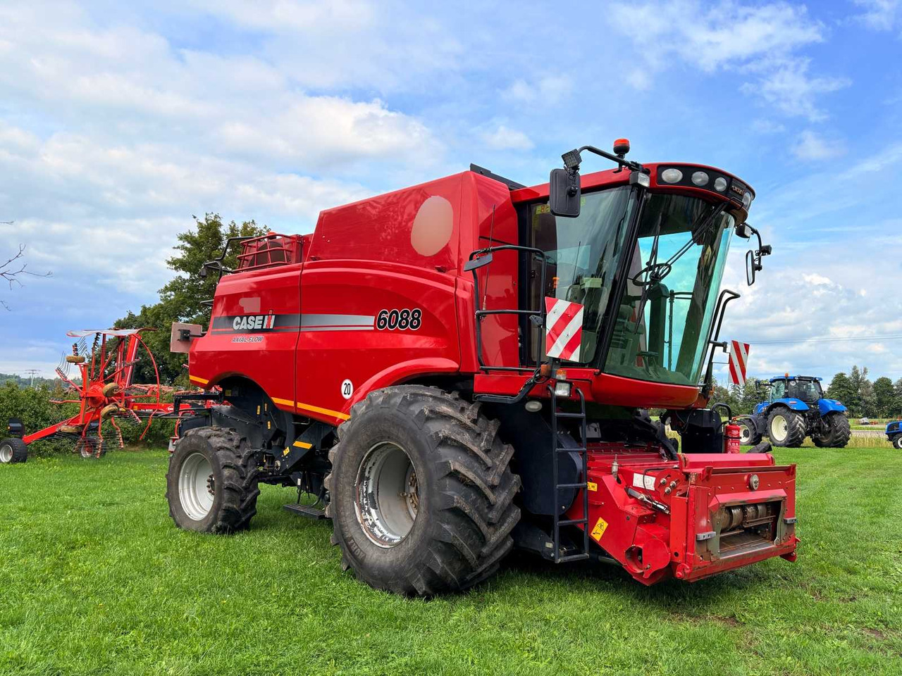 حصادة موحَّدة Case IH Axial-Flow 6088: صورة 7