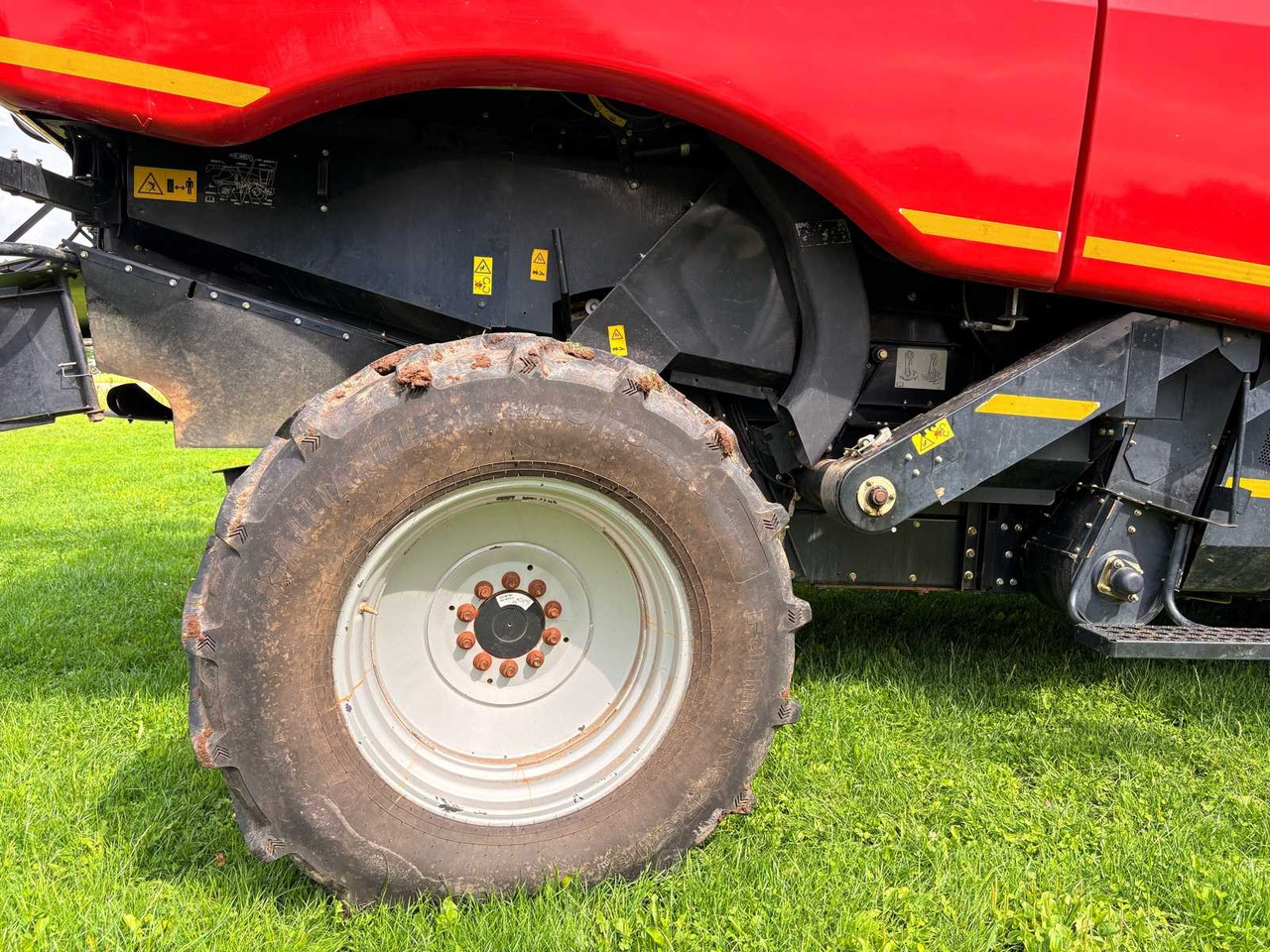 حصادة موحَّدة Case IH Axial-Flow 6088: صورة 23