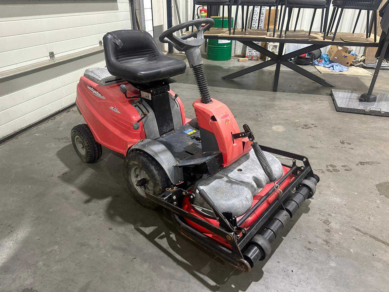 Castelgarden xm 110 - جزازة أعشاب الحدائق: صورة 2 Castelgarden xm 110 - جزازة أعشاب الحدائق: صورة 2