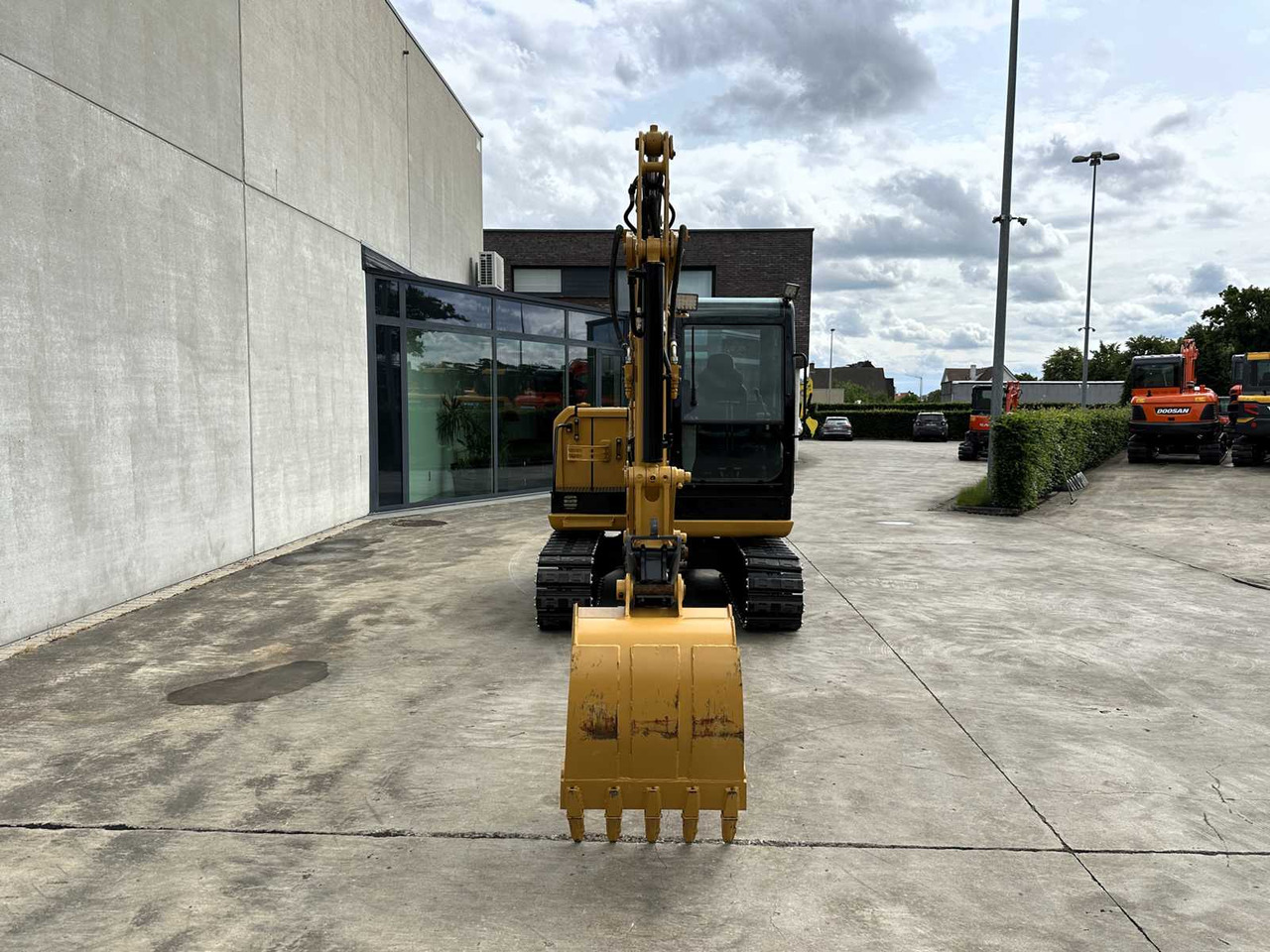Caterpillar 305.5E2 - حفار زحاف: صورة 2 Caterpillar 305.5E2 - حفار زحاف: صورة 2