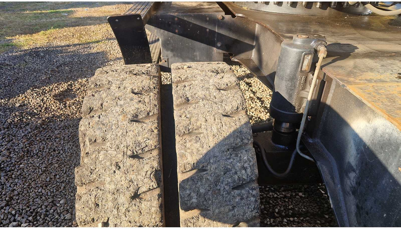 حفارة دولاب Caterpillar CATERPILLAR - M322C - WHEELED EXCAVATOR - 2003: صورة 19 حفارة دولاب Caterpillar CATERPILLAR - M322C - WHEELED EXCAVATOR - 2003: صورة 19