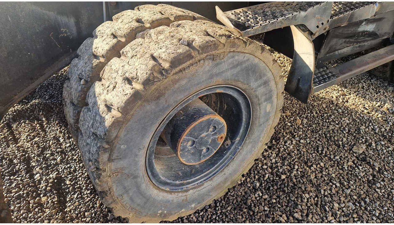 حفارة دولاب Caterpillar CATERPILLAR - M322C - WHEELED EXCAVATOR - 2003: صورة 10 حفارة دولاب Caterpillar CATERPILLAR - M322C - WHEELED EXCAVATOR - 2003: صورة 10