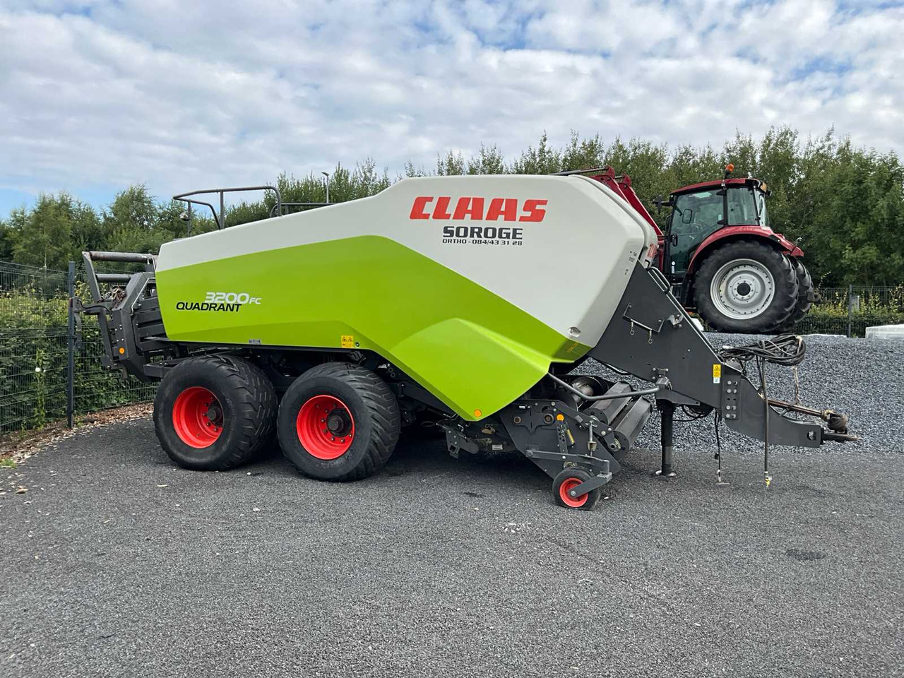 Claas 3200FC - مكبس البالات المستطيله: صورة 4 Claas 3200FC - مكبس البالات المستطيله: صورة 4