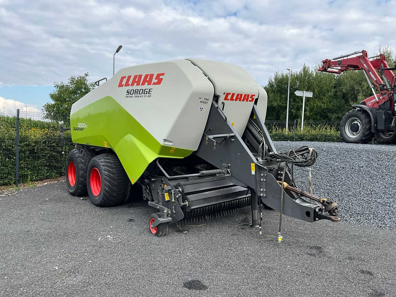 Claas 3200FC - مكبس البالات المستطيله: صورة 3 Claas 3200FC - مكبس البالات المستطيله: صورة 3
