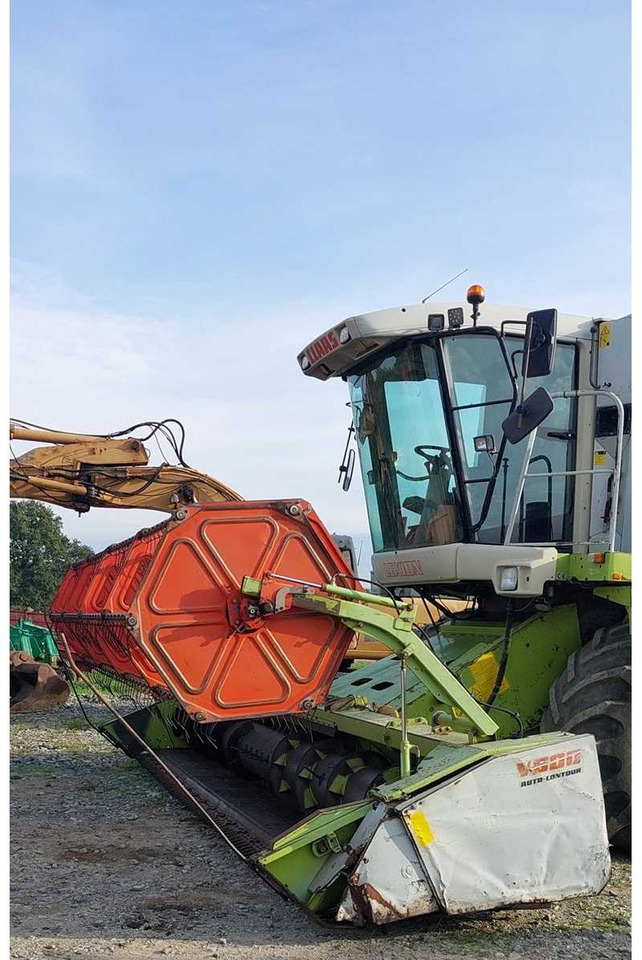 Claas V600 - حصادة موحَّدة: صورة 4 Claas V600 - حصادة موحَّدة: صورة 4