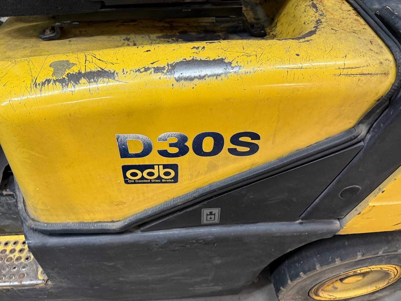 رافعة شوكية DAEWOO - 2005 - D30S - FORKLIFT: صورة 8