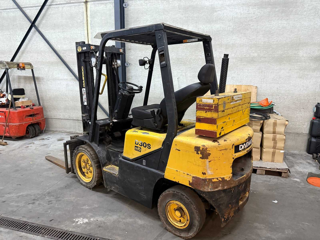 DAEWOO - 2005 - D30S - FORKLIFT - رافعة شوكية: صورة 1 DAEWOO - 2005 - D30S - FORKLIFT - رافعة شوكية: صورة 1