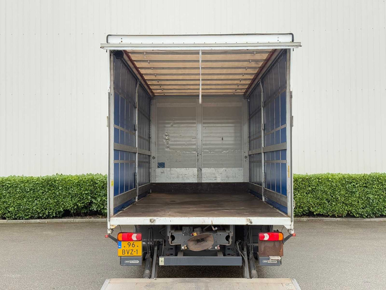 DAF - LF 45 - TRUCK - 2012 - شاحنة: صورة 4 DAF - LF 45 - TRUCK - 2012 - شاحنة: صورة 4