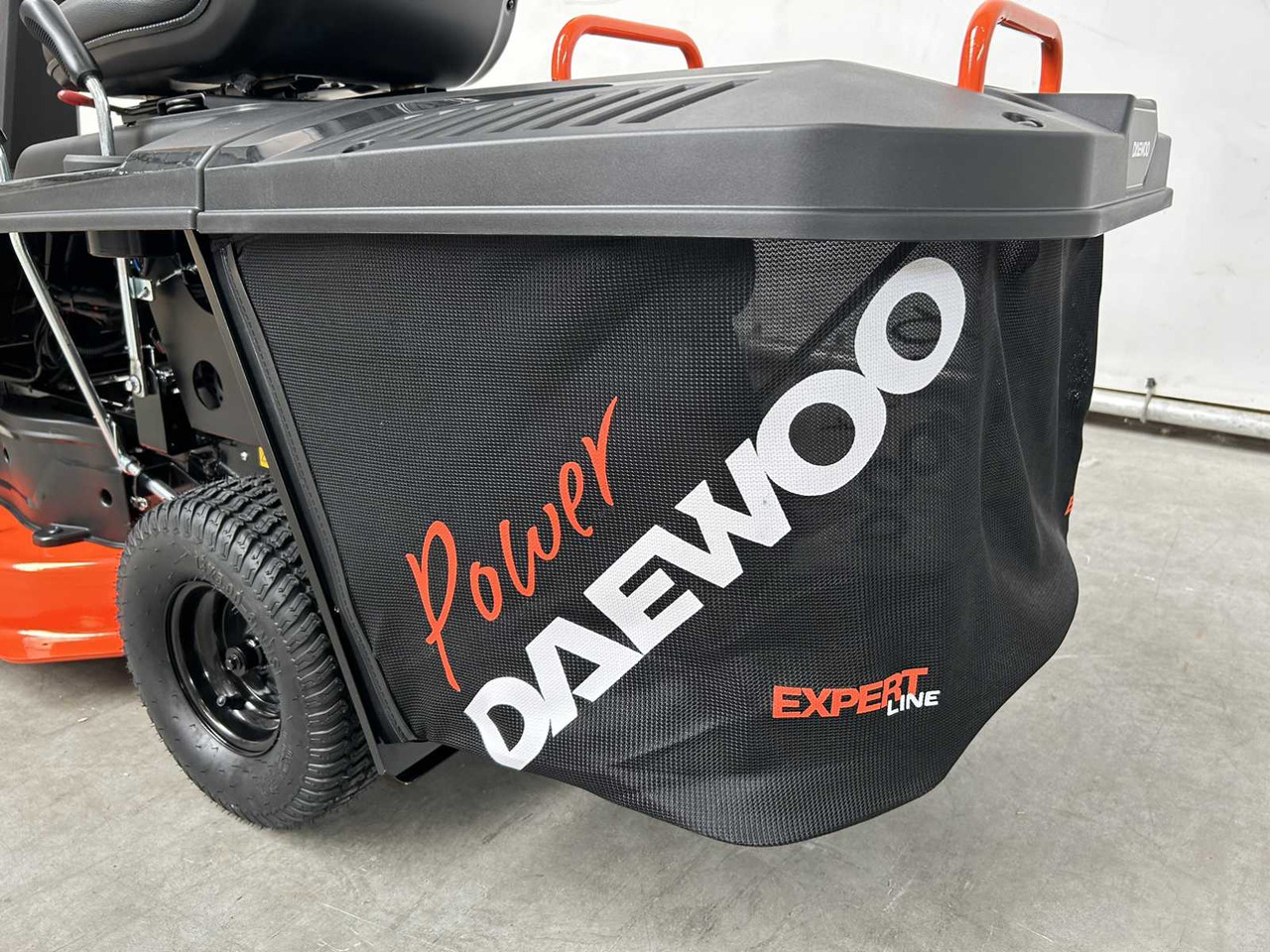 Daewoo DAXRM224 - جزازة أعشاب الحدائق: صورة 5 Daewoo DAXRM224 - جزازة أعشاب الحدائق: صورة 5