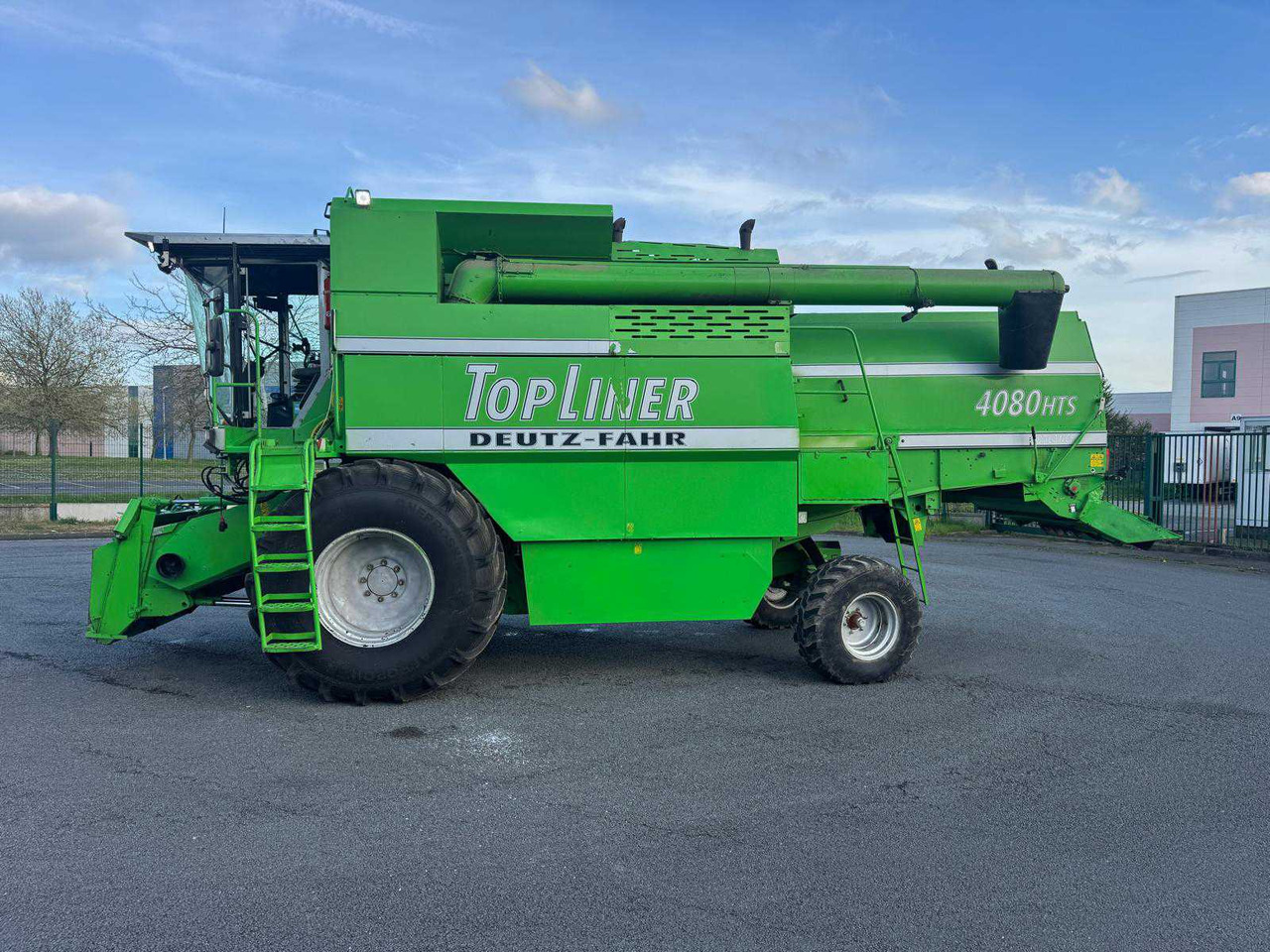 Deutz 4080HTS - حصادة موحَّدة: صورة 3 Deutz 4080HTS - حصادة موحَّدة: صورة 3