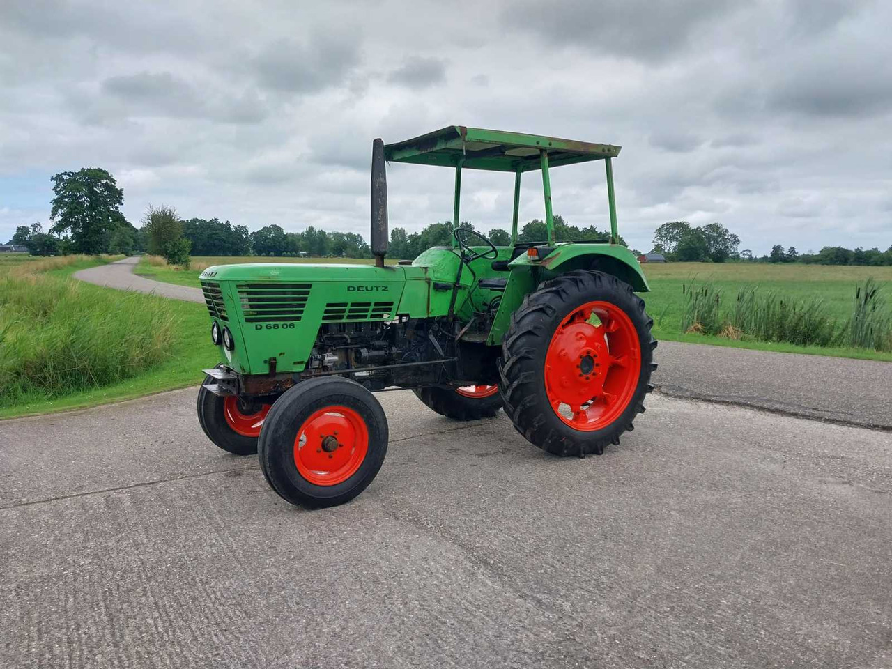 Deutz 6806 - جرار: صورة 1 Deutz 6806 - جرار: صورة 1