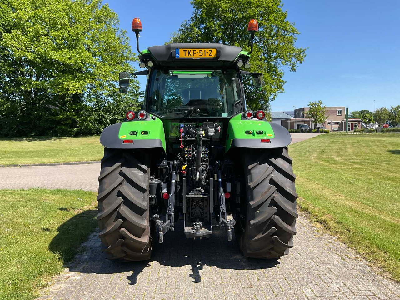 Deutz-Fahr 6140 TTV - جرار: صورة 4 Deutz-Fahr 6140 TTV - جرار: صورة 4