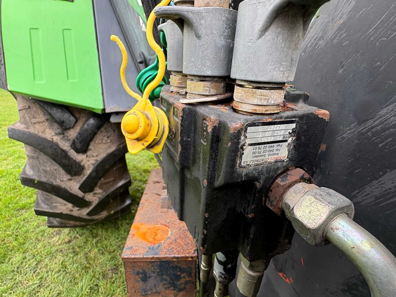 Deutz-Fahr DX 6.05 - جرار: صورة 5 Deutz-Fahr DX 6.05 - جرار: صورة 5