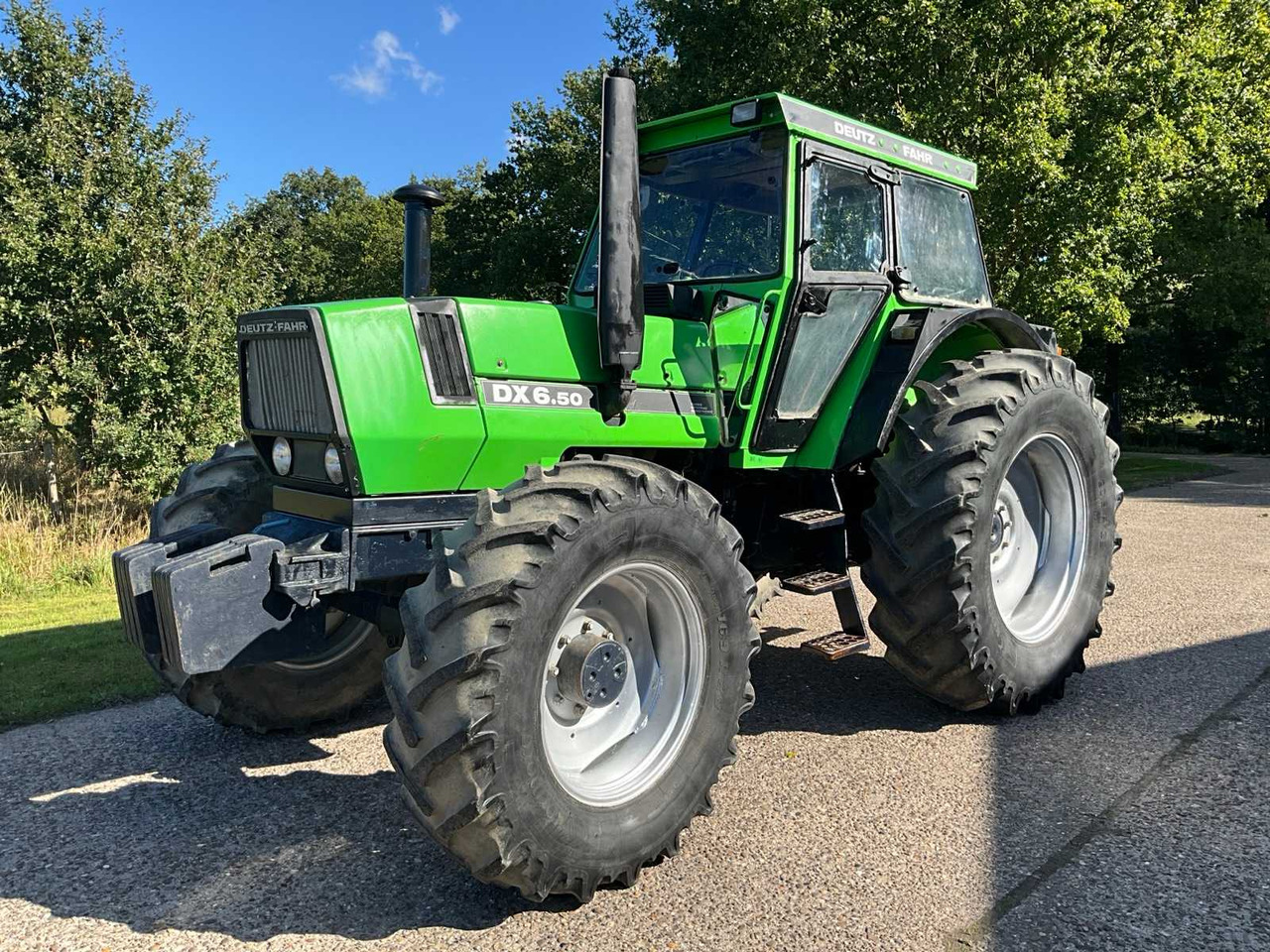 Deutz-Fahr DX 6.50 - جرار: صورة 1 Deutz-Fahr DX 6.50 - جرار: صورة 1