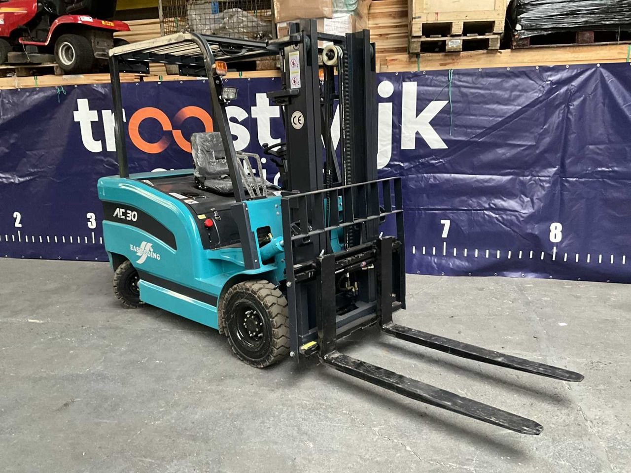 EASY-GOING - CPD-30 - ELECTRIC FORKLIFT TRUCK - 2024 - رافعة شوكية: صورة 5 EASY-GOING - CPD-30 - ELECTRIC FORKLIFT TRUCK - 2024 - رافعة شوكية: صورة 5