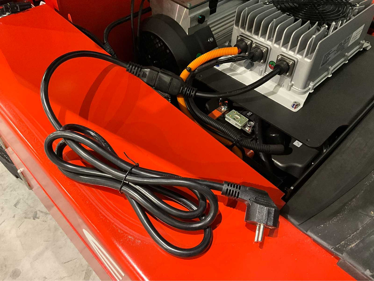 رافعة شوكية EP - 2025 - EFL 252 X - FORKLIFT TRUCK: صورة 18 رافعة شوكية EP - 2025 - EFL 252 X - FORKLIFT TRUCK: صورة 18