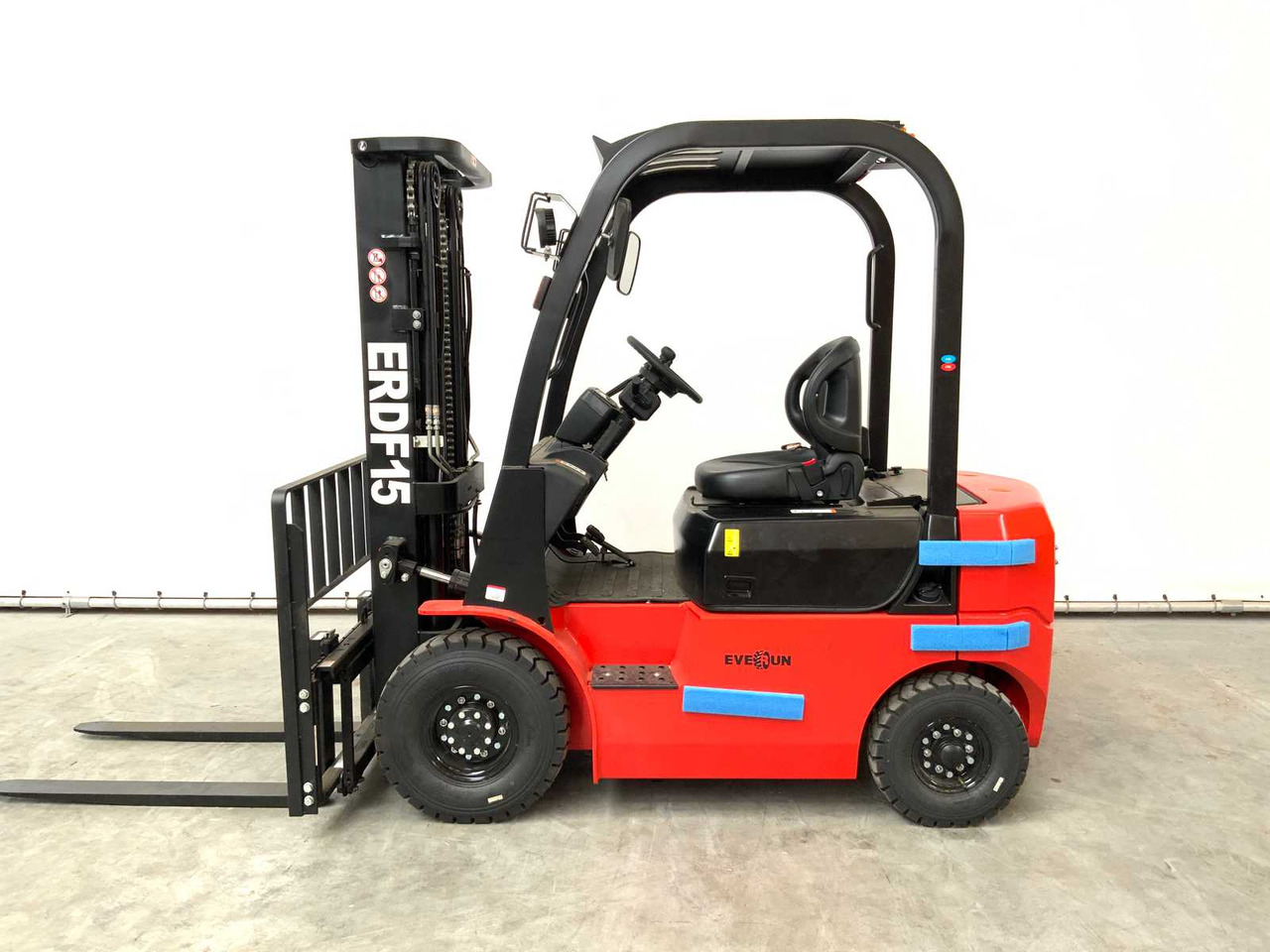 EVERUN - 2024 - ERDF15 - FORKLIFT 1.5T DIESEL - رافعة شوكية: صورة 1 EVERUN - 2024 - ERDF15 - FORKLIFT 1.5T DIESEL - رافعة شوكية: صورة 1