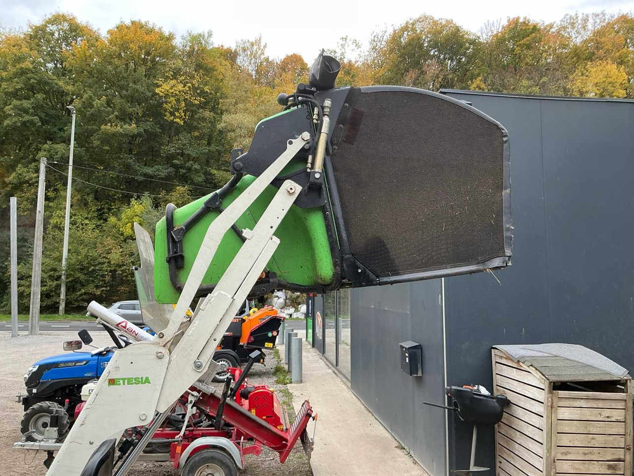 Etesia Buffalo - جزازة أعشاب الحدائق: صورة 4 Etesia Buffalo - جزازة أعشاب الحدائق: صورة 4