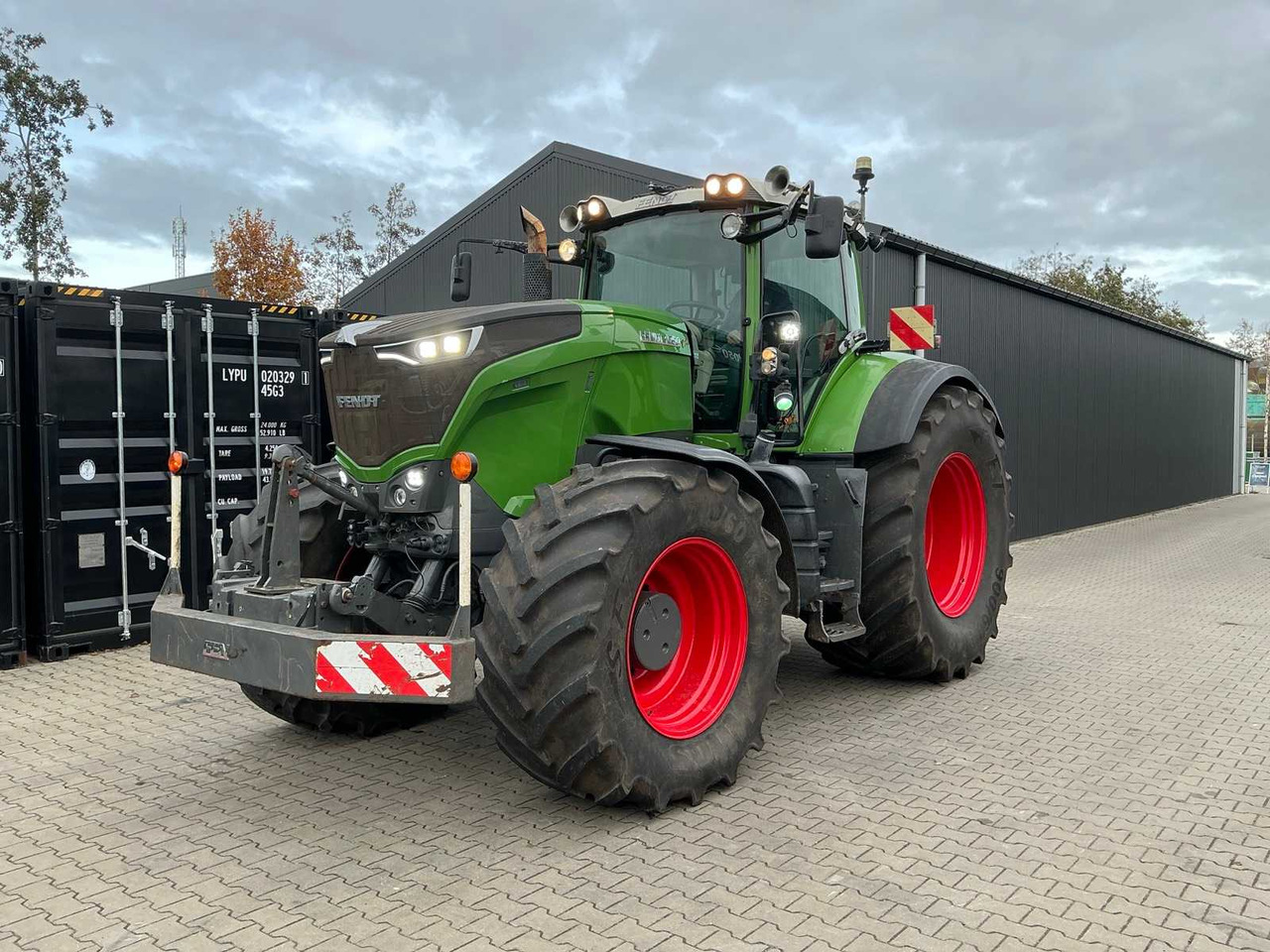 FENDT 934 VARIO ALL-WHEEL DRIVE AGRICULTURAL TRACTOR - جرار: صورة 2 FENDT 934 VARIO ALL-WHEEL DRIVE AGRICULTURAL TRACTOR - جرار: صورة 2