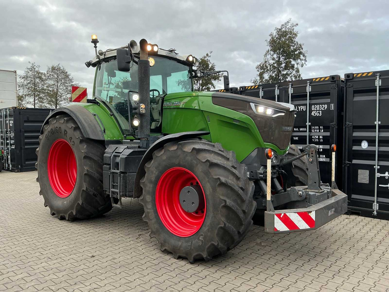 FENDT 934 VARIO ALL-WHEEL DRIVE AGRICULTURAL TRACTOR - جرار: صورة 5 FENDT 934 VARIO ALL-WHEEL DRIVE AGRICULTURAL TRACTOR - جرار: صورة 5