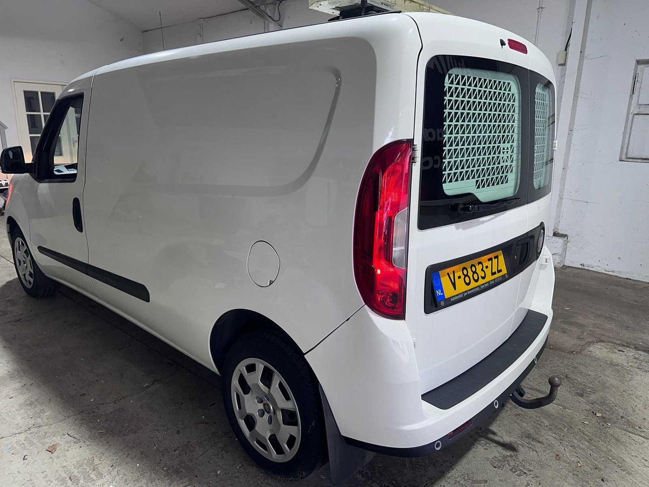 FIAT - DOBLÒ CARGO - 1.4 T-JET CNG L2H1SX - V-883-ZZ - شاحنة التوصيل: صورة 3 FIAT - DOBLÒ CARGO - 1.4 T-JET CNG L2H1SX - V-883-ZZ - شاحنة التوصيل: صورة 3