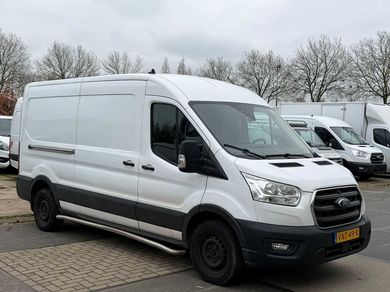 FORD TRANSIT 330 2.0 TDCI L3H3 TREND DHOLLANDIA TAIL LIFT | VNT-49-N - شاحنة التوصيل: صورة 5 FORD TRANSIT 330 2.0 TDCI L3H3 TREND DHOLLANDIA TAIL LIFT | VNT-49-N - شاحنة التوصيل: صورة 5