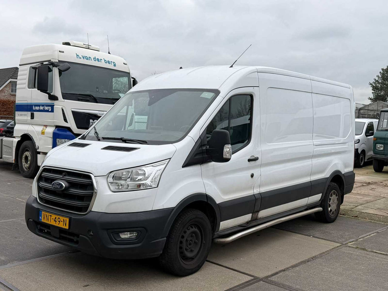 FORD TRANSIT 330 2.0 TDCI L3H3 TREND DHOLLANDIA TAIL LIFT | VNT-49-N - شاحنة التوصيل: صورة 1 FORD TRANSIT 330 2.0 TDCI L3H3 TREND DHOLLANDIA TAIL LIFT | VNT-49-N - شاحنة التوصيل: صورة 1