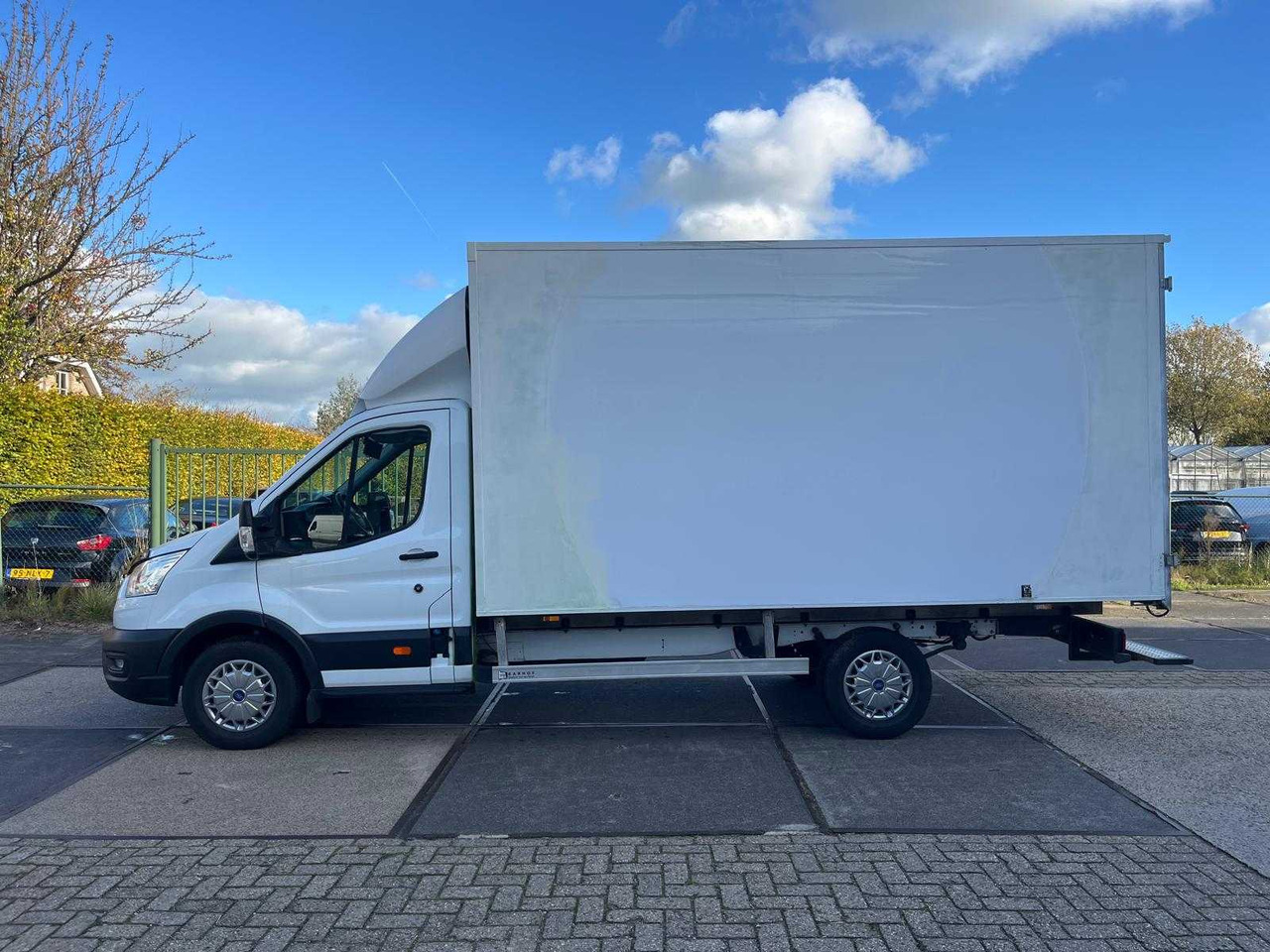FORD TRANSIT 350 2.0 TDCI L4H1 TREND VAN | VHV-11-T - شاحنة التوصيل: صورة 3 FORD TRANSIT 350 2.0 TDCI L4H1 TREND VAN | VHV-11-T - شاحنة التوصيل: صورة 3