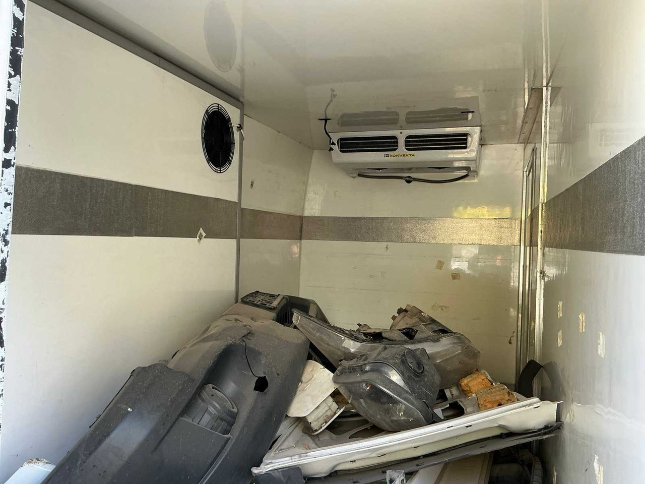 شاحنة التوصيل FORD VAN: صورة 19 شاحنة التوصيل FORD VAN: صورة 19