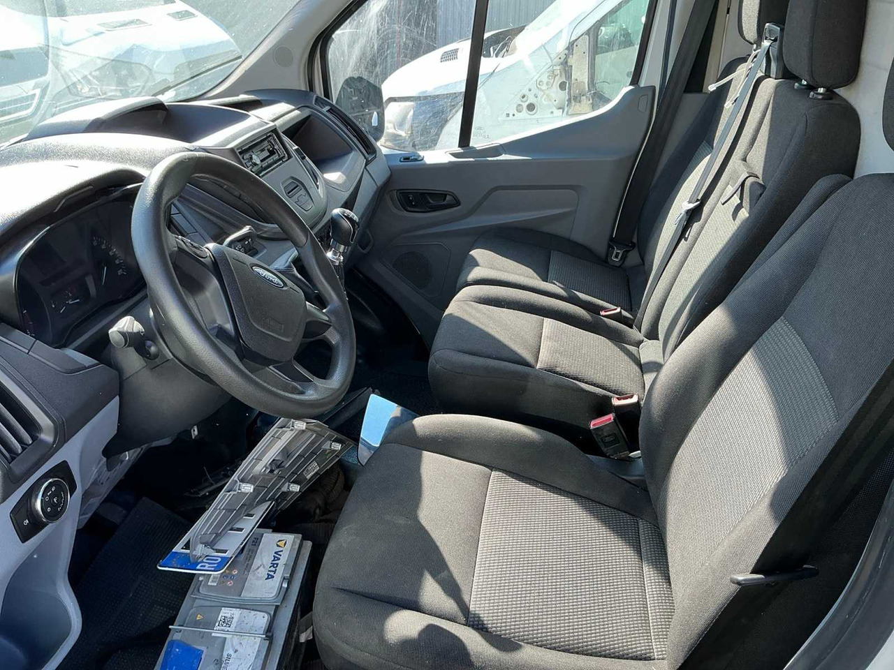 شاحنة التوصيل FORD VAN: صورة 7 شاحنة التوصيل FORD VAN: صورة 7