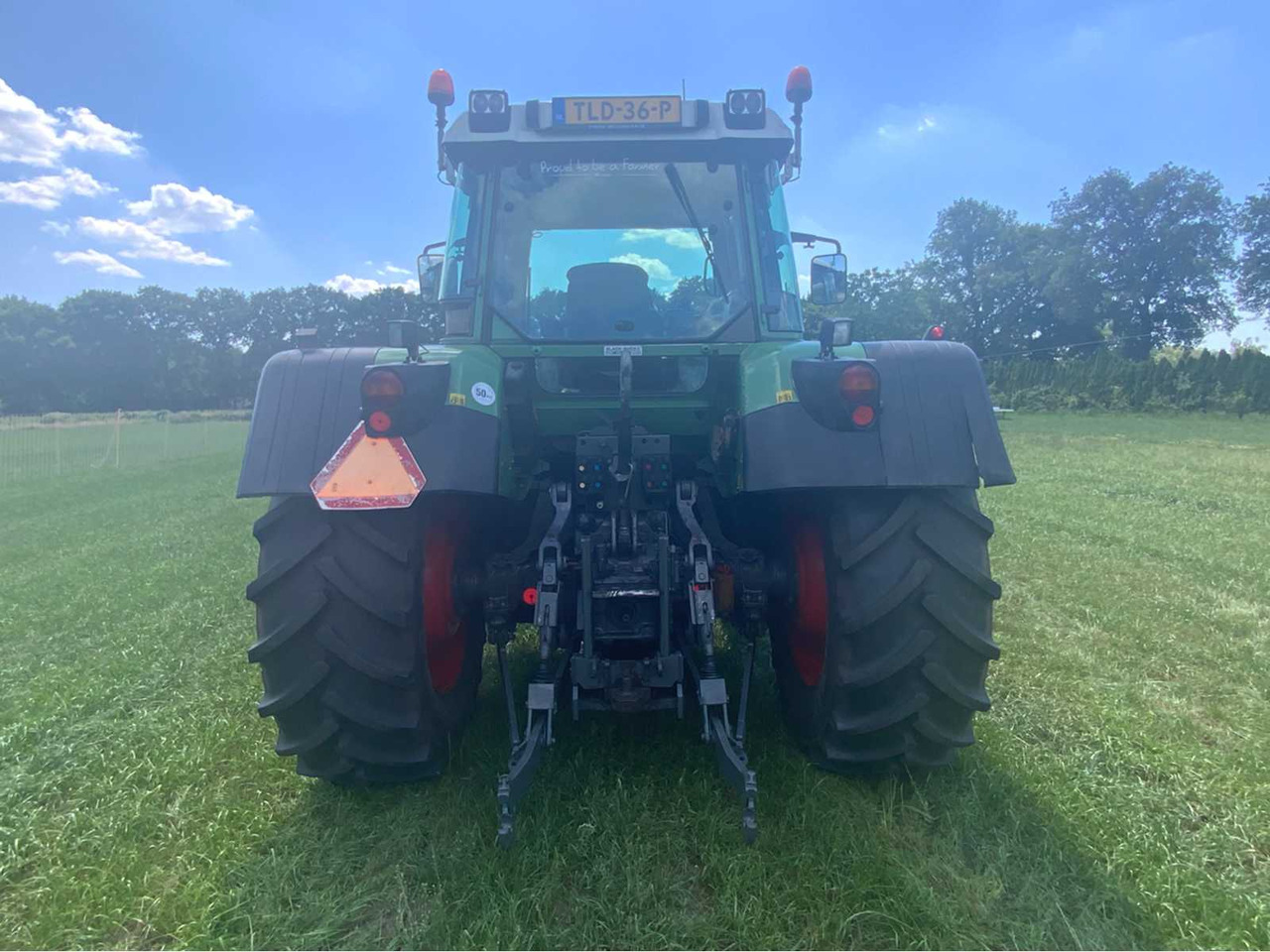 Fendt 411 Vario TMS Com 3 - جرار: صورة 5 Fendt 411 Vario TMS Com 3 - جرار: صورة 5
