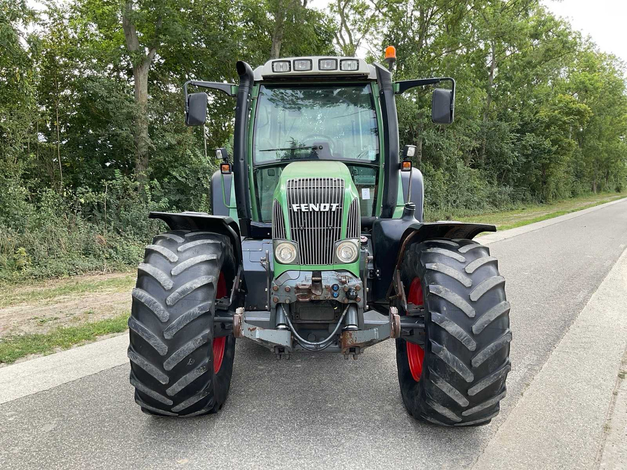 Fendt 712 Vario - جرار: صورة 3 Fendt 712 Vario - جرار: صورة 3